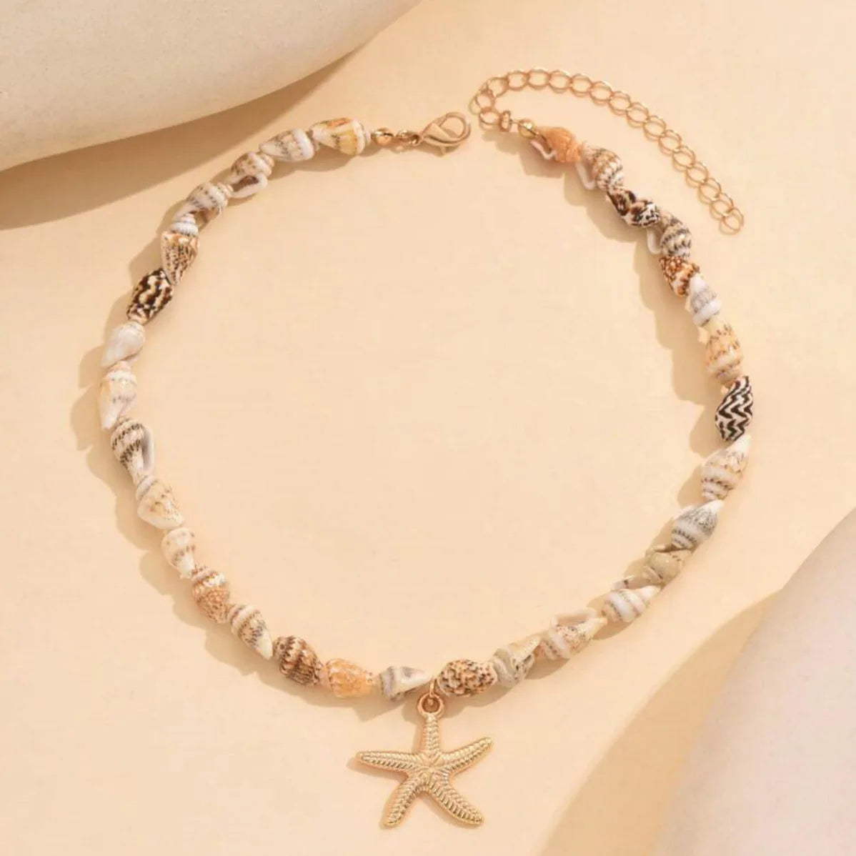 Bohemian Beach Shell Conch Beaded Necklace for Women Summer Ocean Style Seashell Starfish Pendant Choker Vacation Party Jewelry